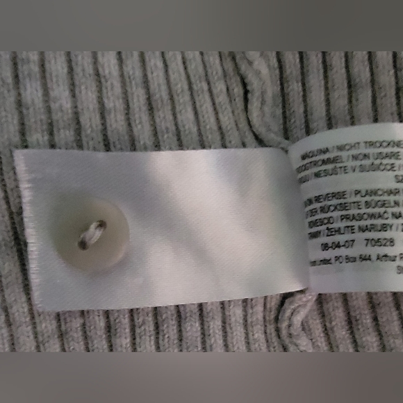 Grey ribbed button cardigan - Picture 7 of 10